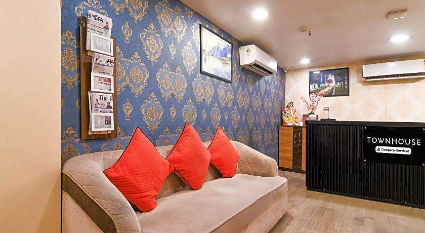 Super Townhouse VIP Road Formerly The Sky