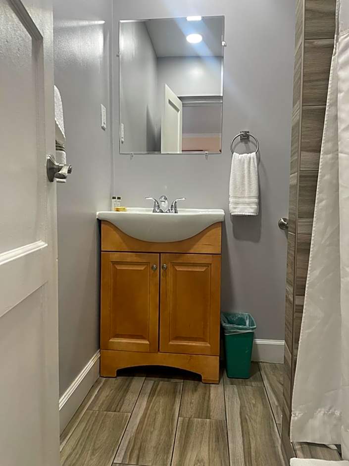 Howard Johnson by Wyndham Ridgecrest, CA