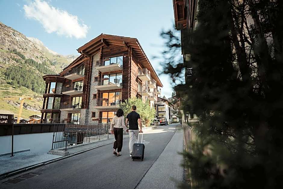 The Phoenix Fitness Hotel & free Spa Access at Alpen Resort