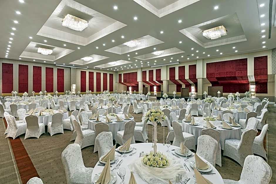 Armada Grannos Thermal Hotel & Convention Center