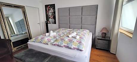 Standard King Room