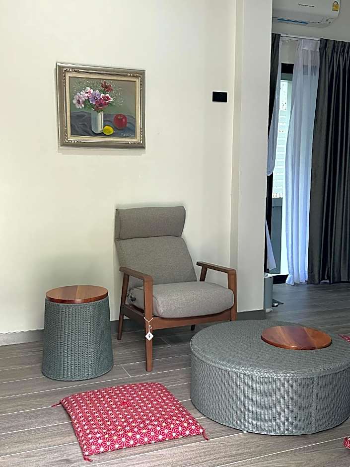 Bamboo Resort Suphanburi (in Bamboo Japanese Goods Warehouse)