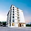 B2 Phrae Boutique and Budget Hotel