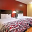 Red Roof Inn & Suites Indianapolis Airport