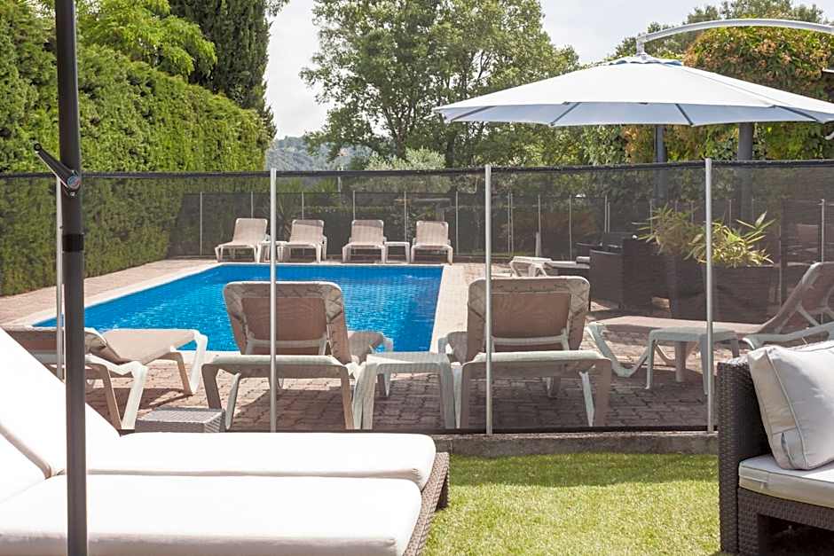 Hotel Cayrons Vence & St Paul de Vence