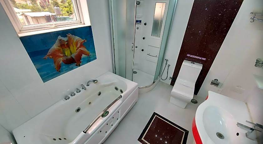 Hotel Astoria Residency