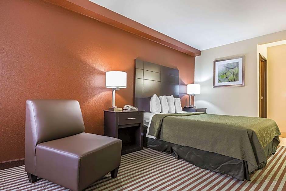 Quality Inn Mount Vernon, IL