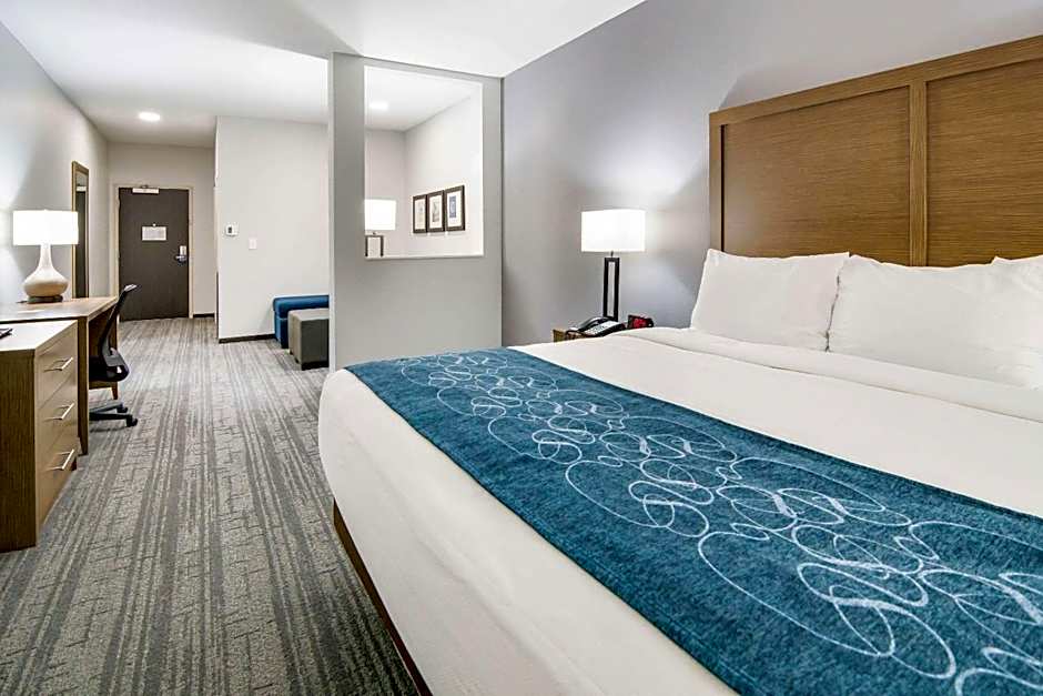 Comfort Suites DeSoto Dallas South