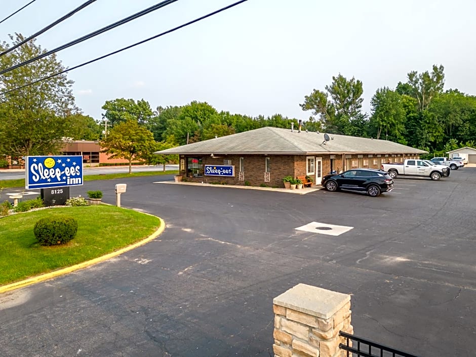 Sleep-ees Inn, Saginaw & Frankenmuth
