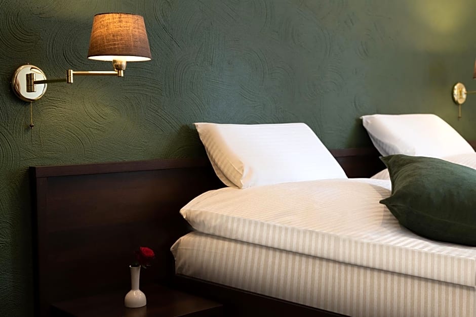 Jupa's Hotel