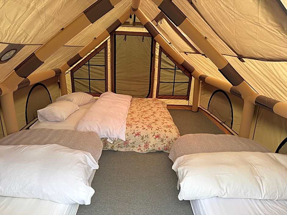 Photo 1 of 15 of Tent