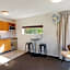 Sumner Bay Motel