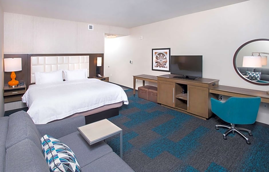 Hampton Inn By Hilton & Suites LAX El Segundo