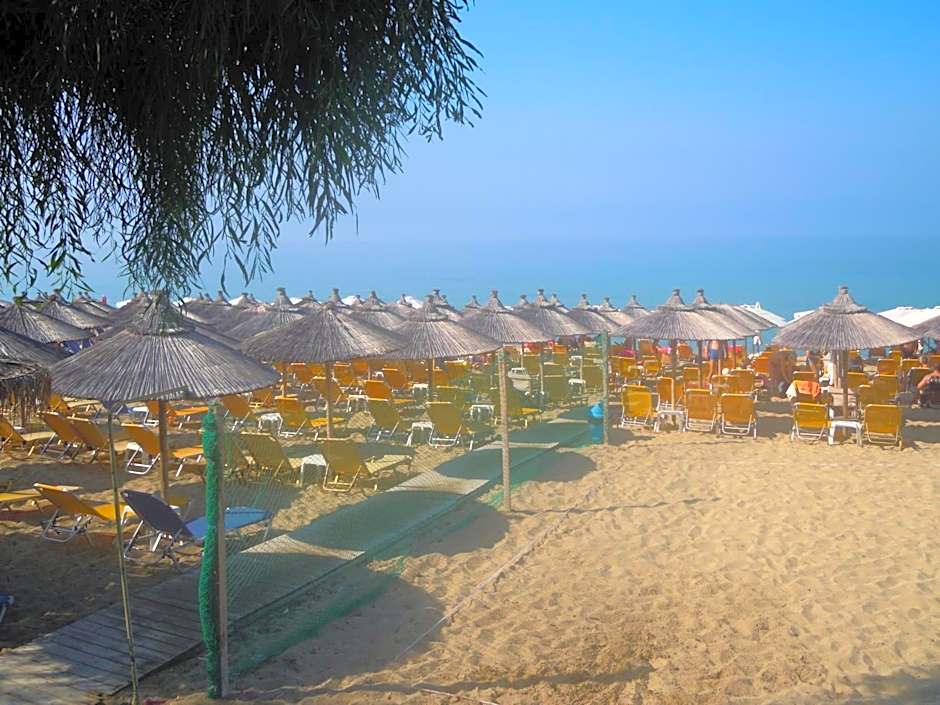 Hotel Loukas Vrachos