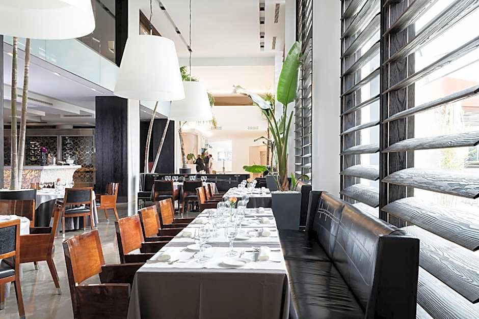 Hotel Puerta America