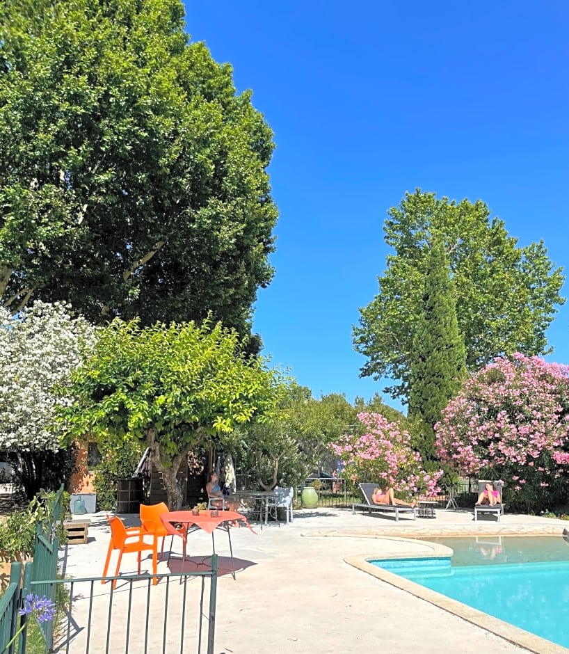 LE BOURGUET
