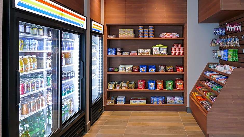 Holiday Inn Express & Suites Miami Airport By IHG