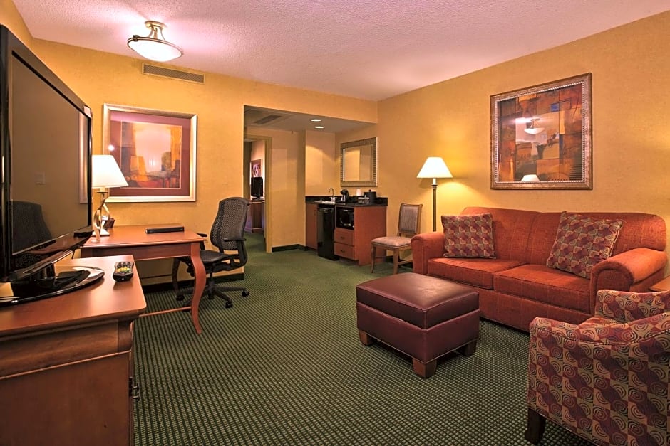 Embassy Suites By Hilton Greensboro-Airport