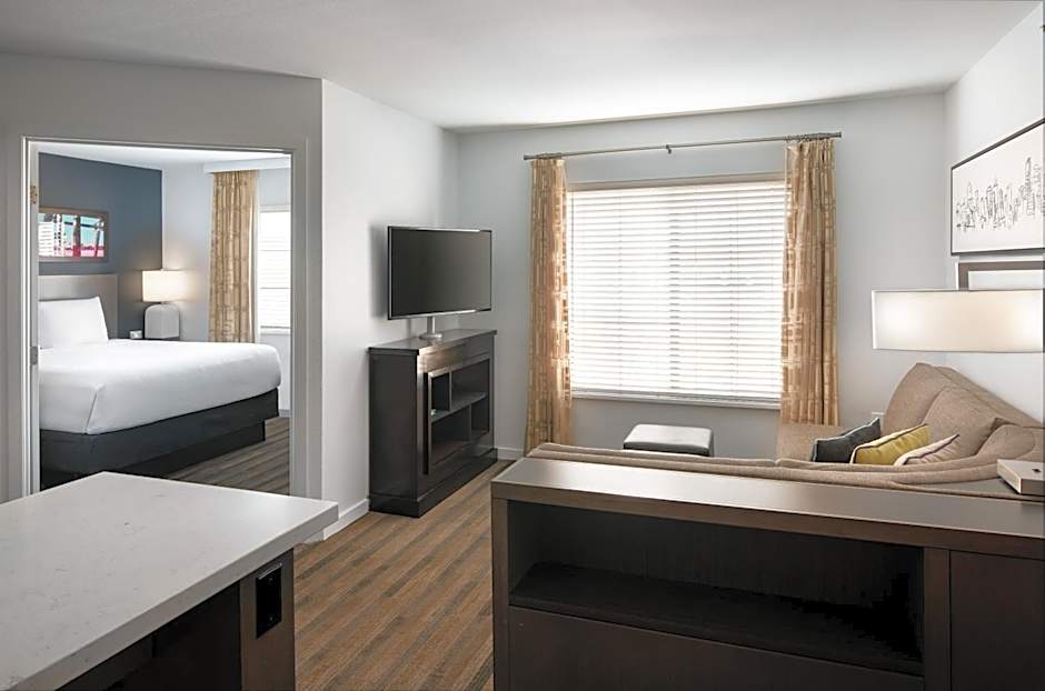 Photo 1 of 8 of 1 Bedroom Suite, Accessible, Bathtub