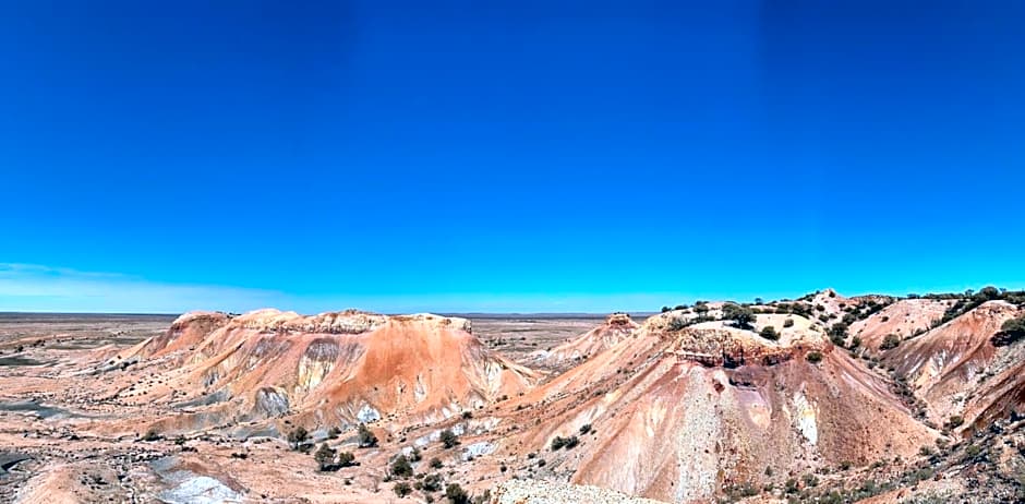 Opal Inn Hotel, Motel, Caravan Park