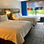 Holiday Inn Express and Suites Winchester By IHG