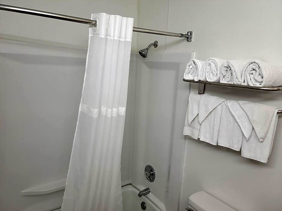 Quality Inn Terre Haute University Area