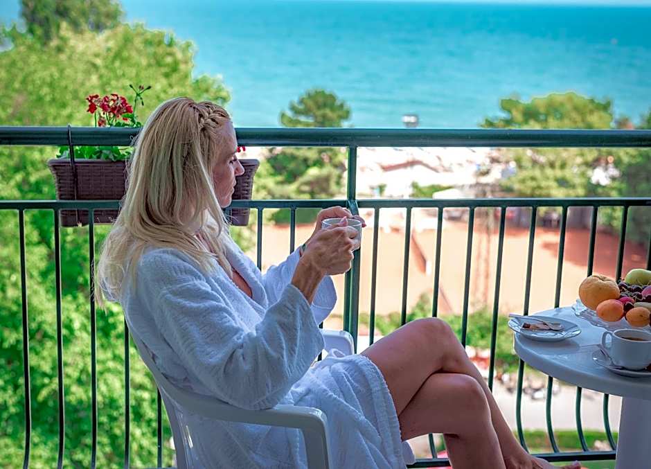 Palm Beach Hotel - All Inclusive with Free beach package & Private Beach