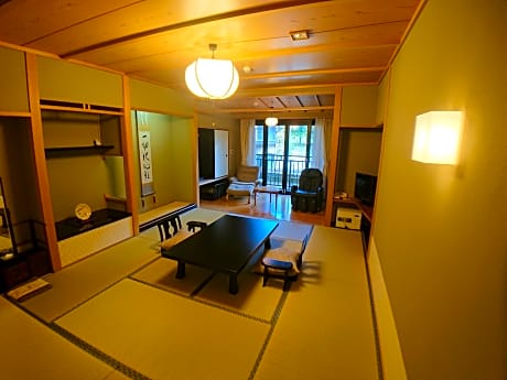 Quadruple Room with Private External Bathroom