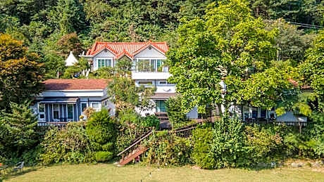 Hongcheon Lime Orange Pension