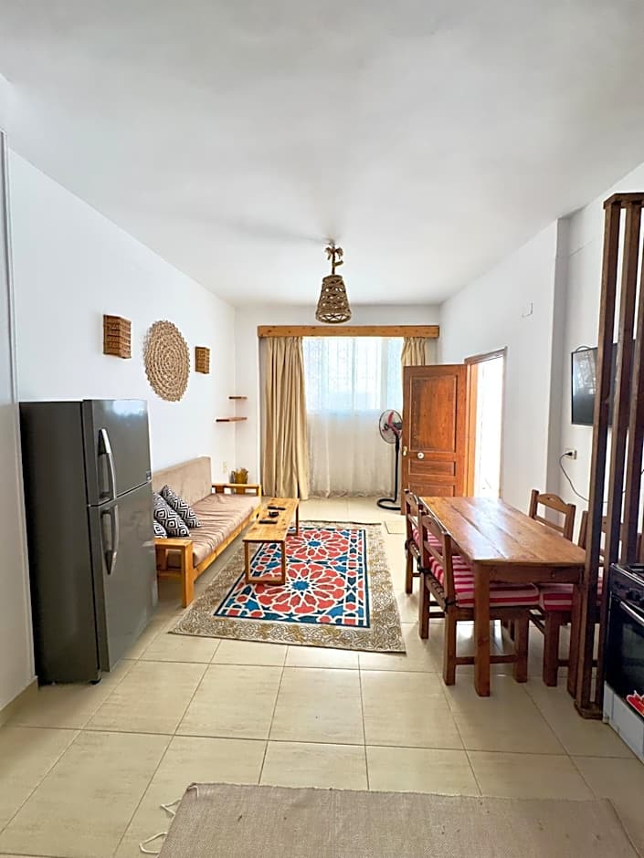 Apartment with roof top