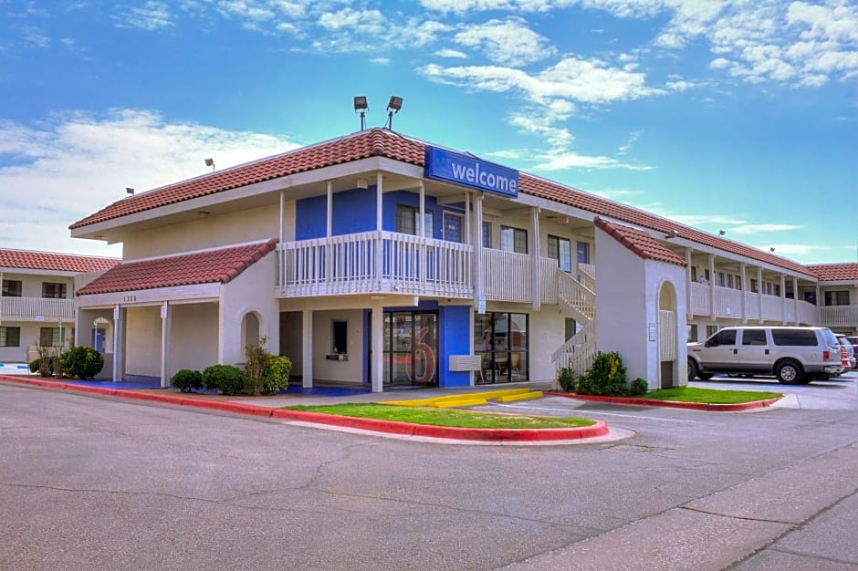 Motel 6-El Paso, TX - East