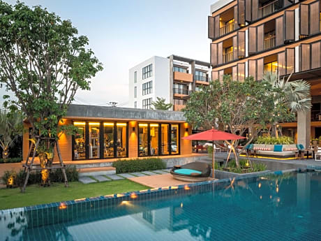 The Silver Palm Wellness Resort