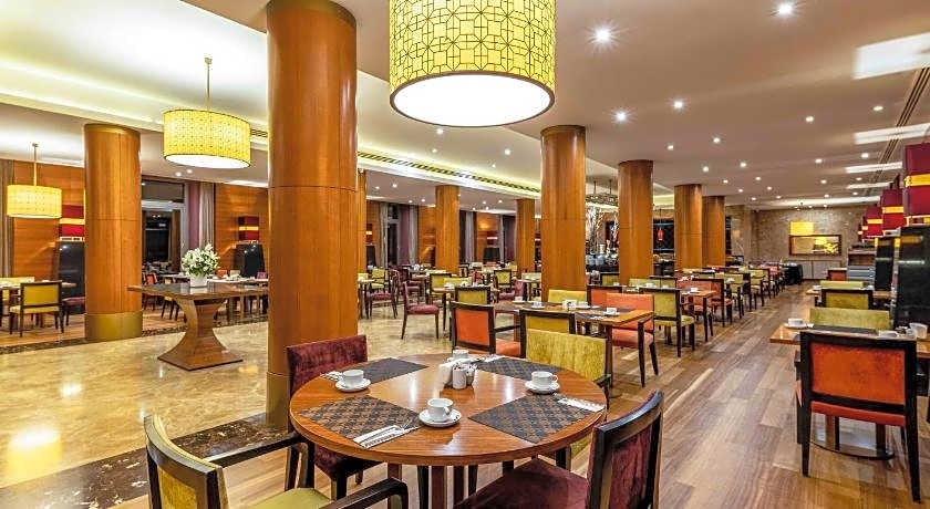 Hotel Celik Palace Convention Center Thermal Spa