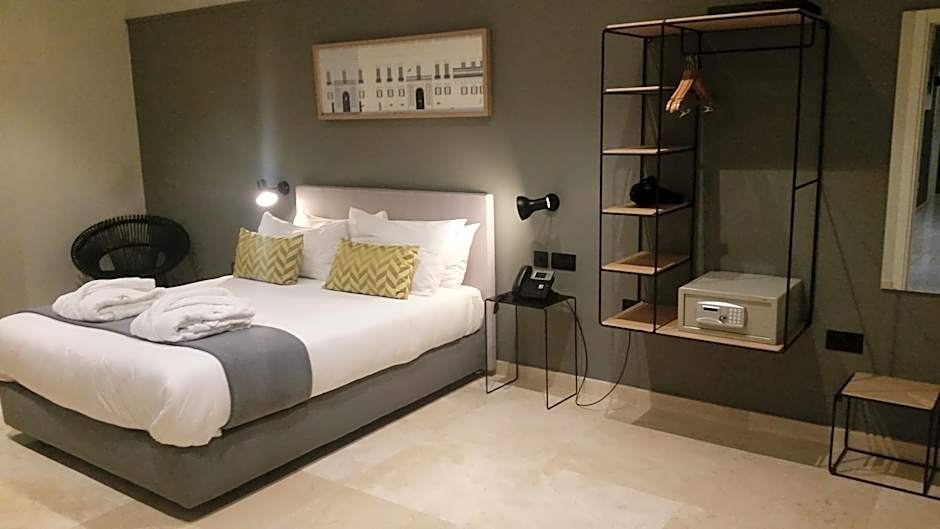 The Manoel Hotel