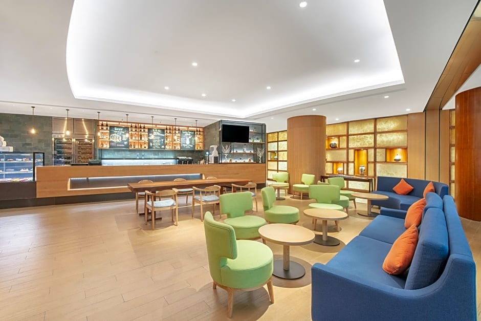 Crowne Plaza Zhuhai City Center By IHG