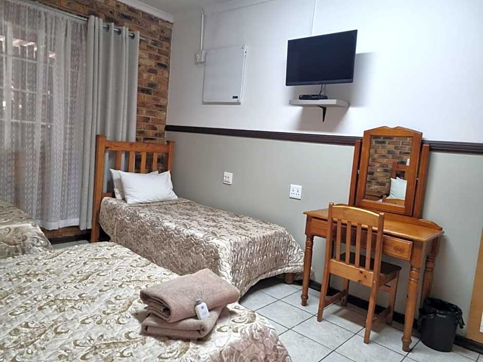 Airport Inn Bed and Breakfast