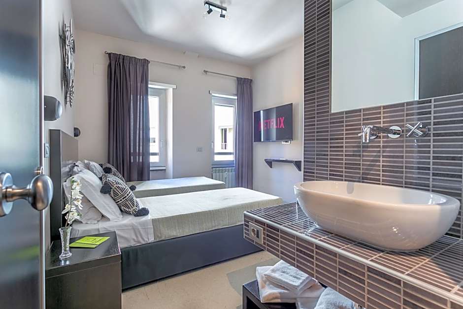 Moai Home