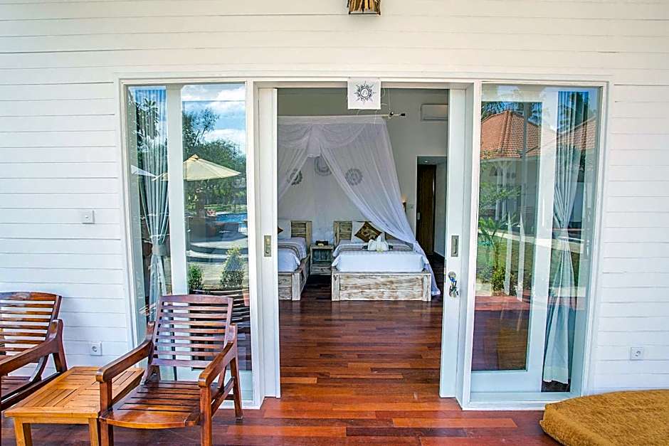 Sanghyang Bay Villas