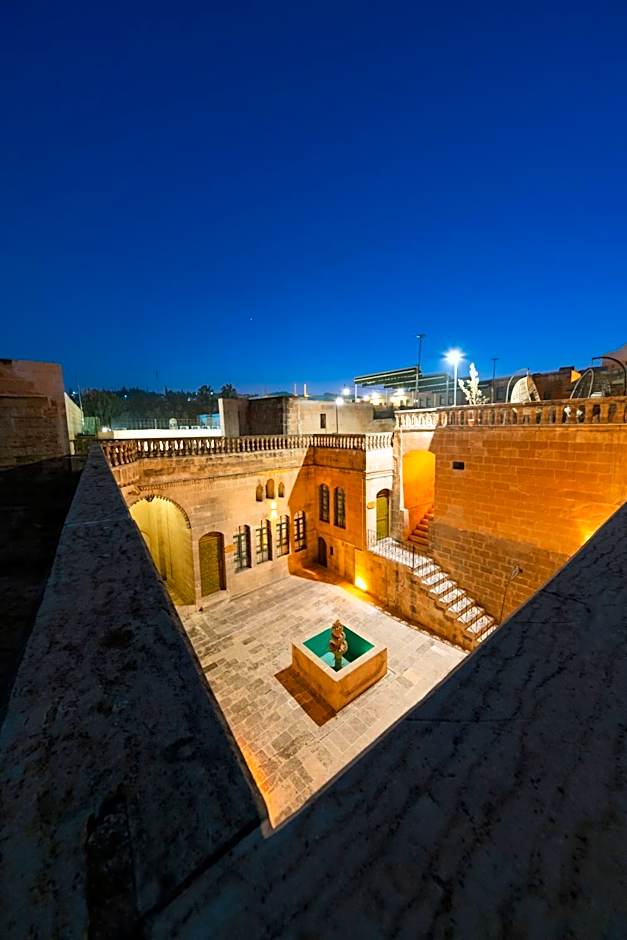 Narlı Ev Butik Otel