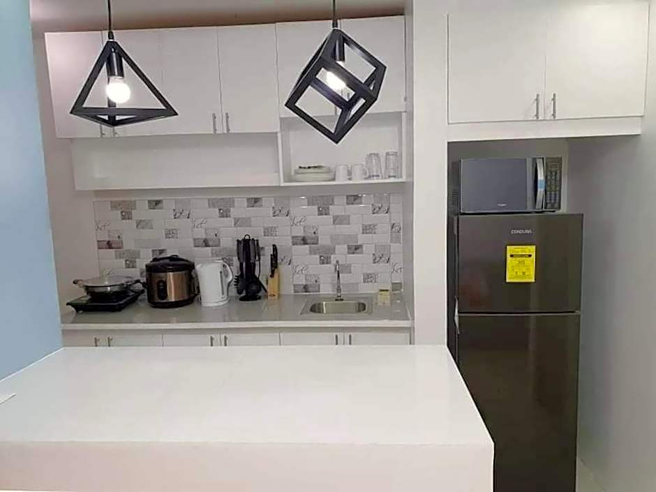 Cozy Boo Suite near Enchanted kingdom by Dynel