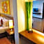 Avion Hotel