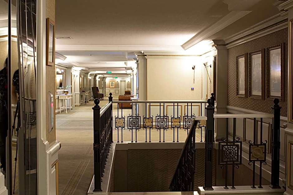 Sapphire Inn Hotel