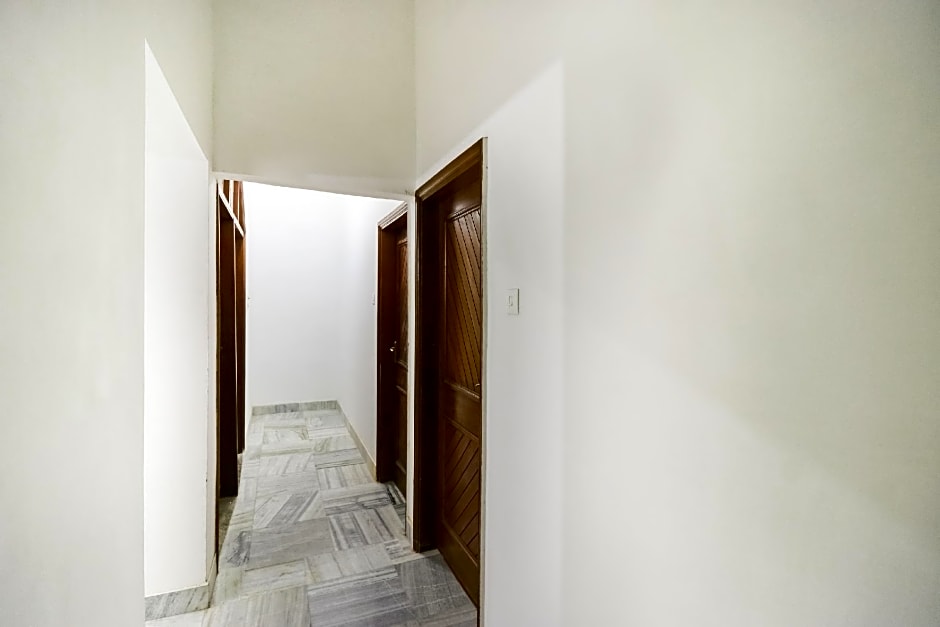 OYO 65521 Hotel Prashansha Palace