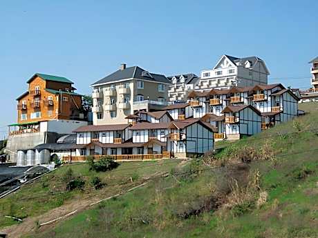 Sea of Clouds Vacation Villa I