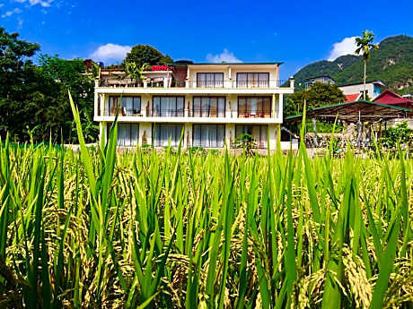 Mai Chau Sunset Boutique Hotel
