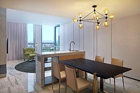 Bedroom Suite, 1 Bedroom Suite, 1 King