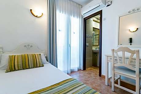Deluxe Single Room with Balcony