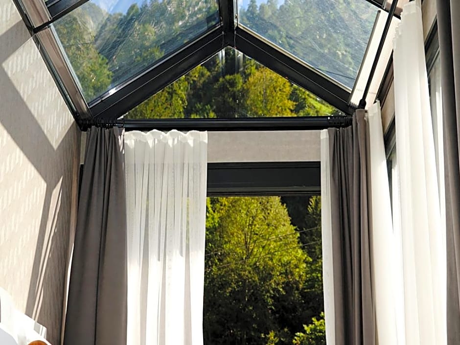 River Side TinyHouse