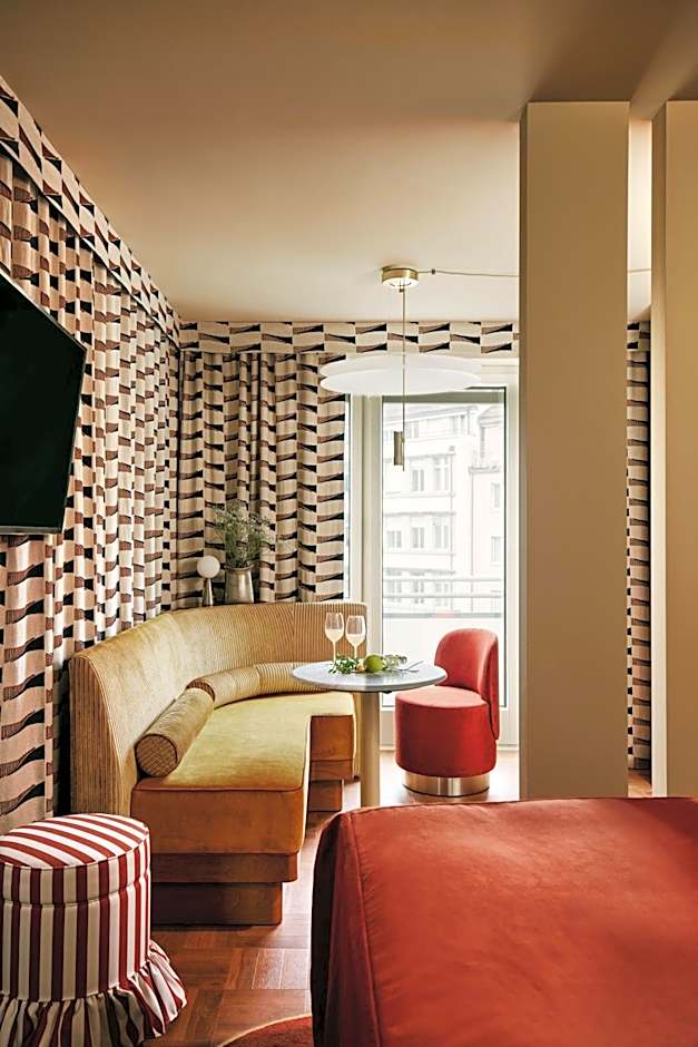 Locke am Platz Zurich