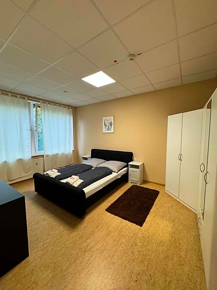 Monteur Zimmer Kreisel